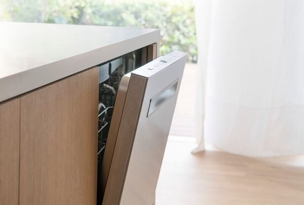 Bosch Dishwasher E15 Error Code: Fix It Fast