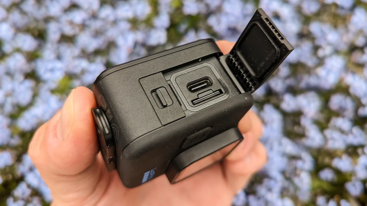 action camera restarting troubleshooting