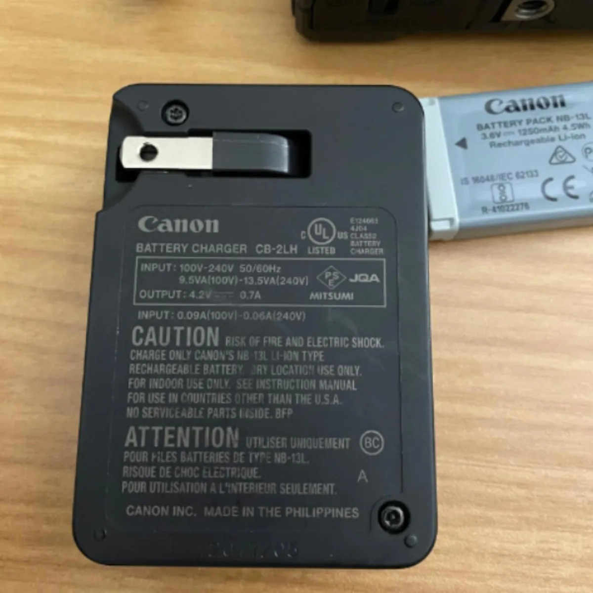 battery compartment / SD card slot cover