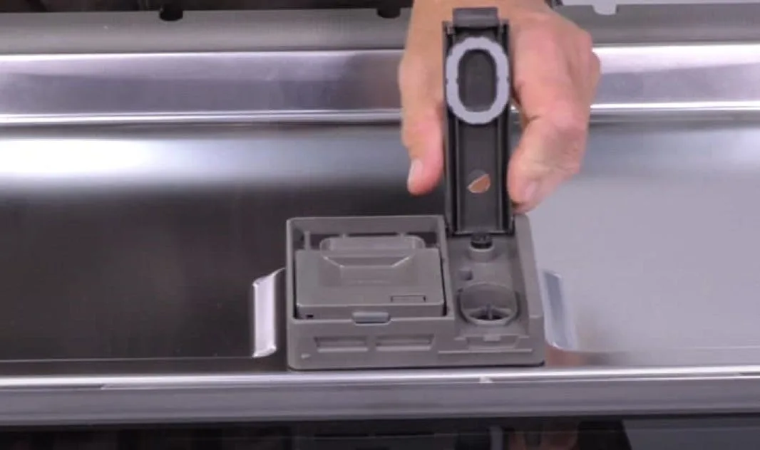Bosch dispenser latch cleaning vinegar
