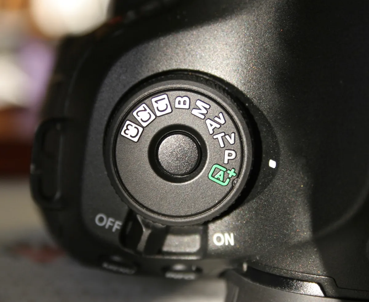 camera mode dial flash off