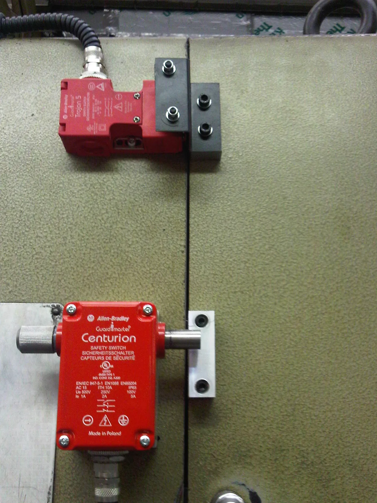 door interlock switch