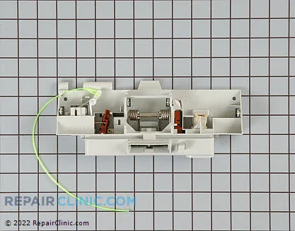 door latch assembly