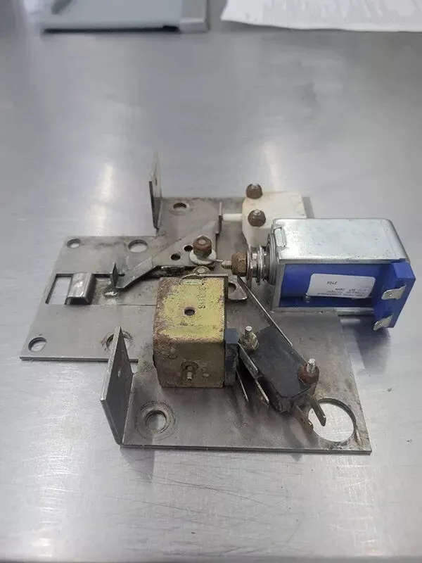 door lock assembly