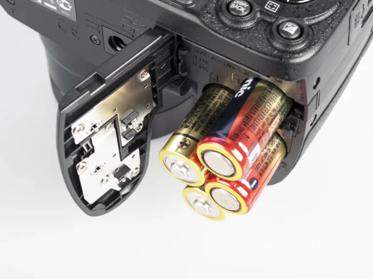 DSLR camera not turning on troubleshooting