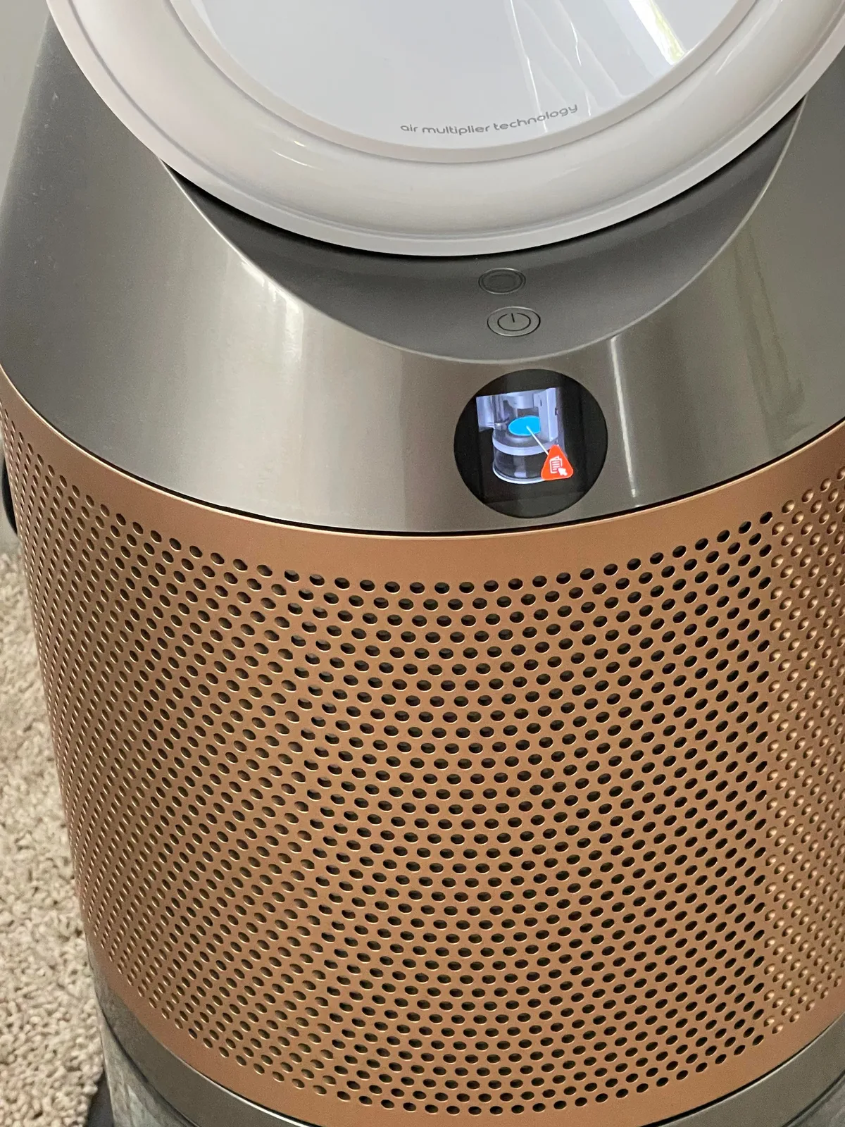 Dyson wick filter close-up