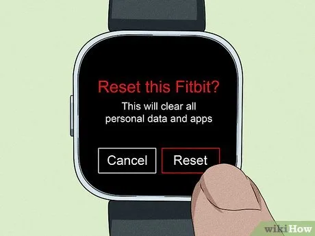 Fitbit Versa 2 frozen screen