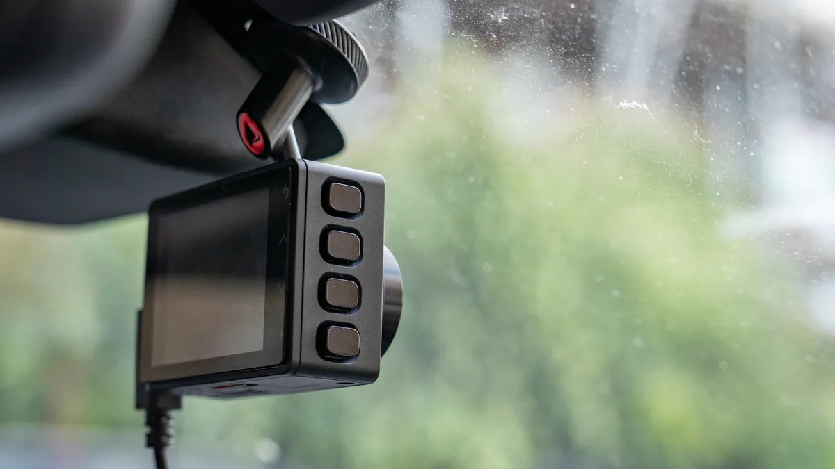 Garmin Dash Cam 67W troubleshooting