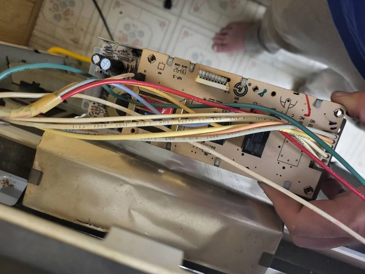 GE XL44 control board