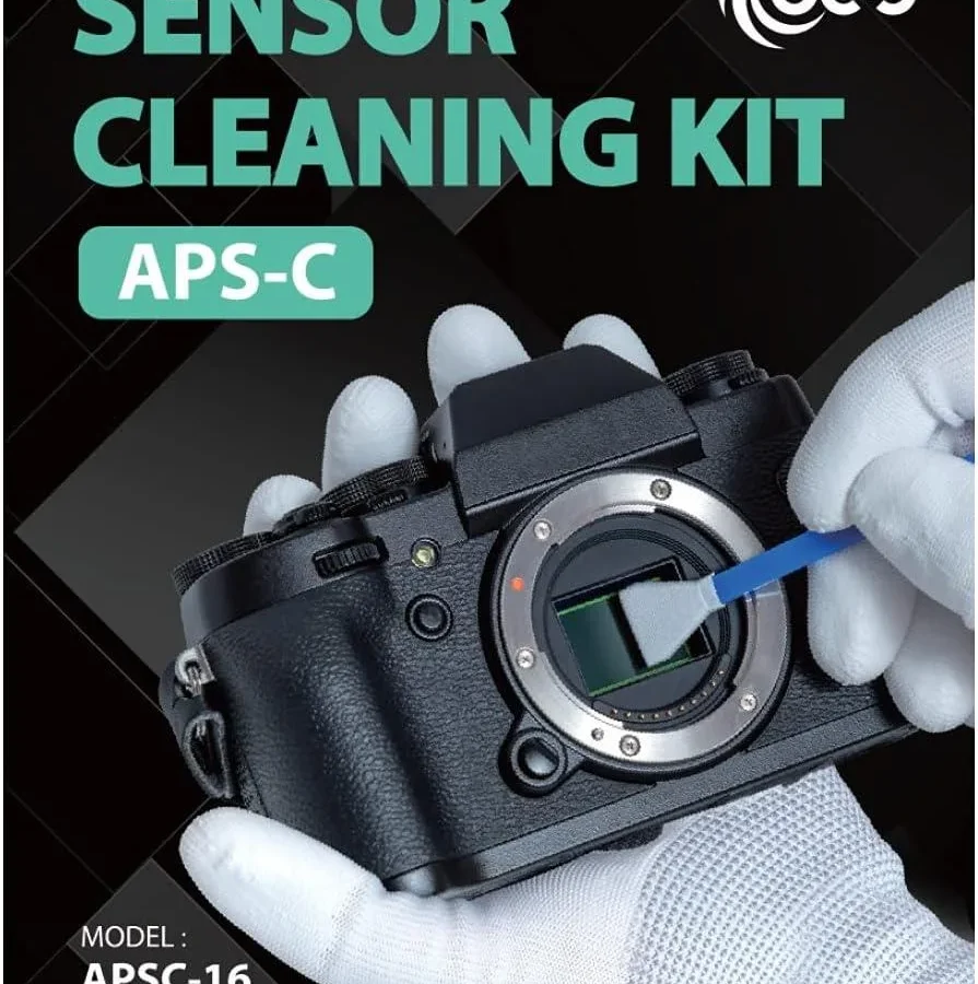 how to clean a mirrorless camera sensor