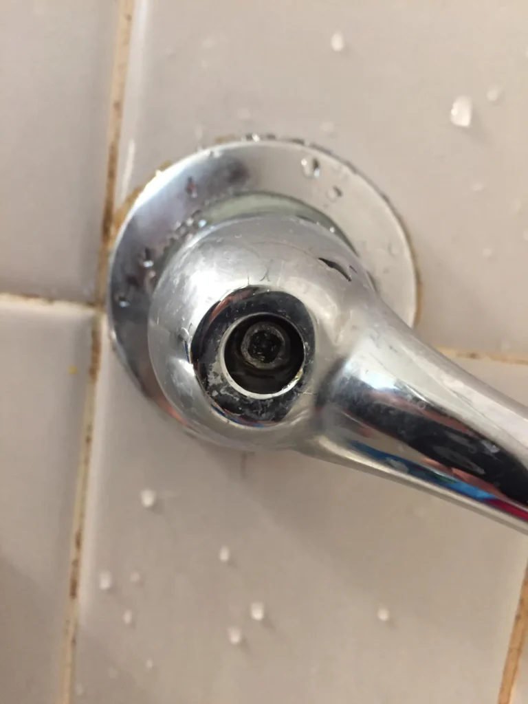 How To Replace A Bathtub Faucet Knob