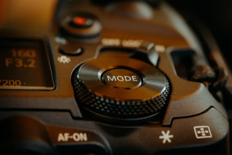 how to reset a DSLR camera