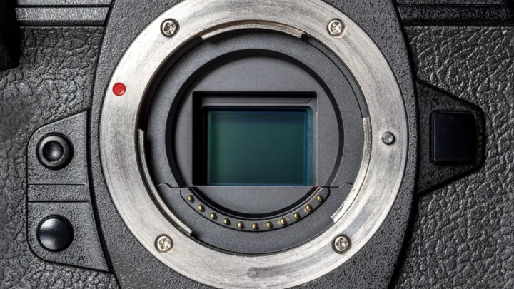 How to Store a Mirrorless Camera
