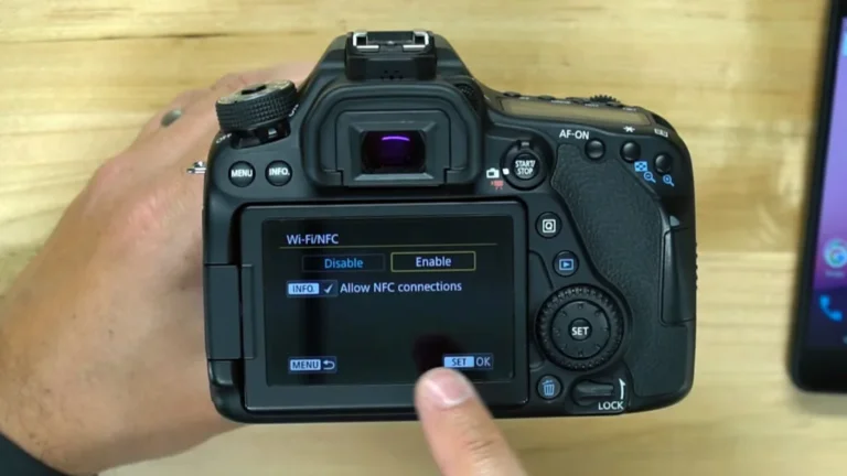 how to turn on DSLR camera WiFi
