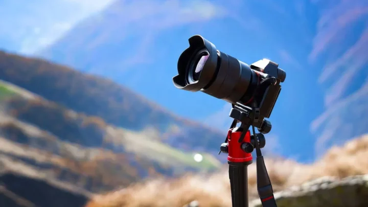 How to Use Mirrorless Camera for Landscapes