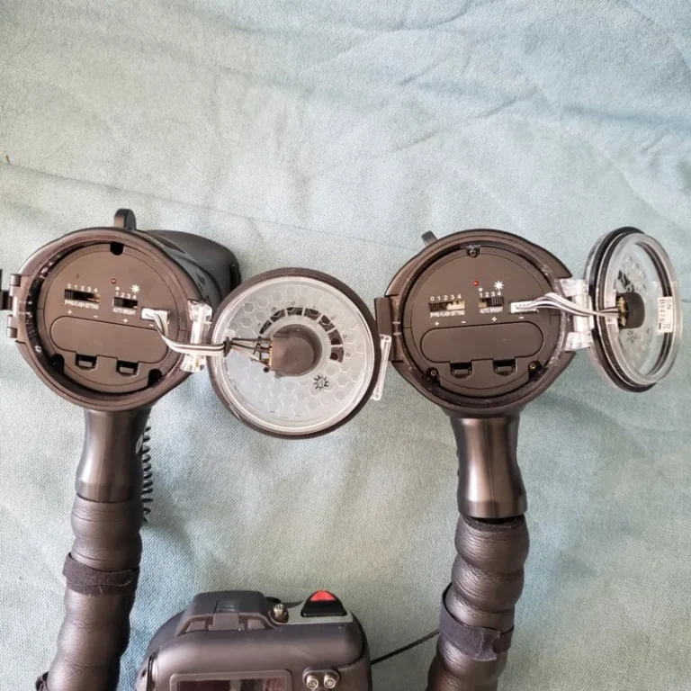 how to use underwater camera accessories