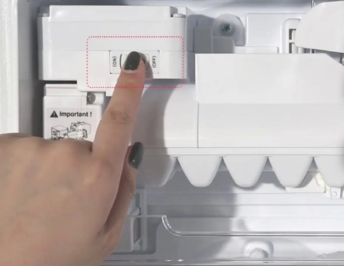 ice maker test button