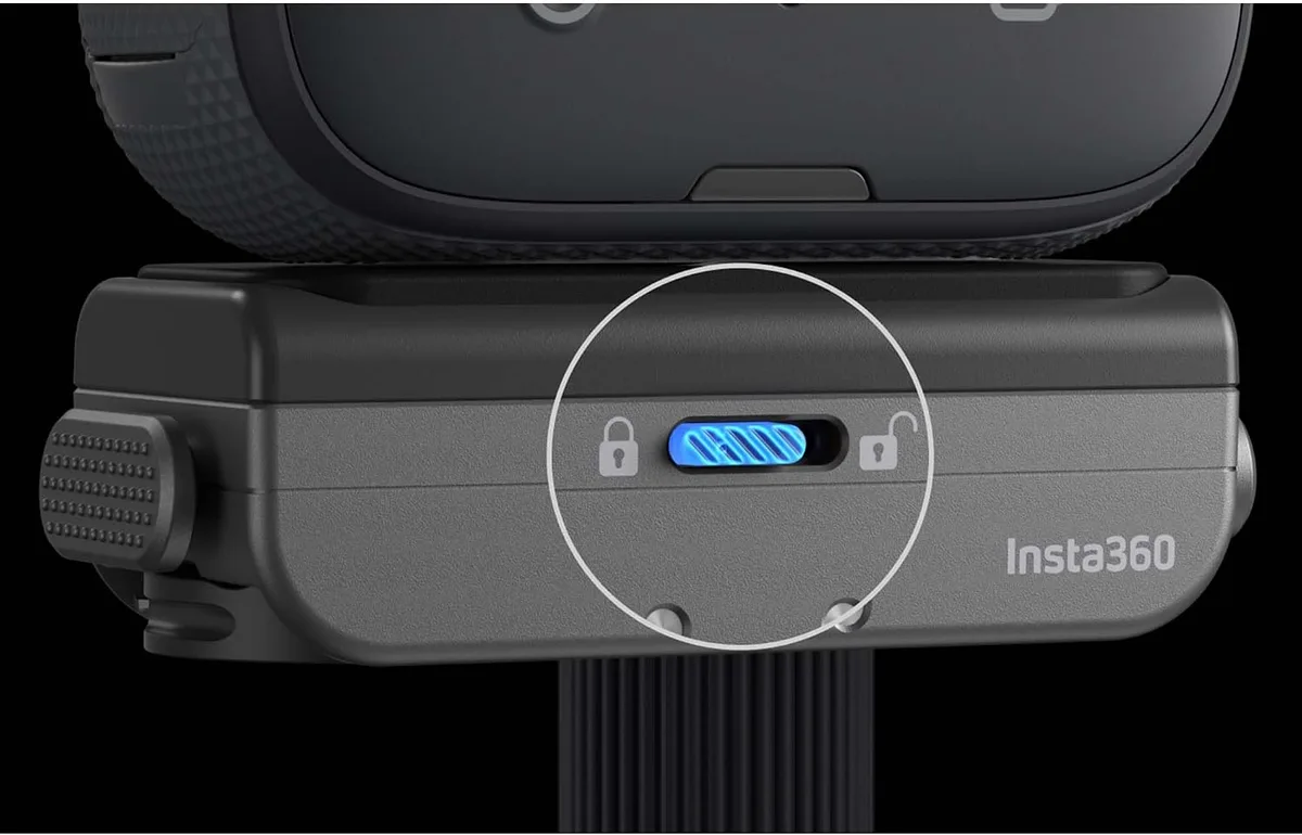 Insta360 ONE RS lens mount mechanism