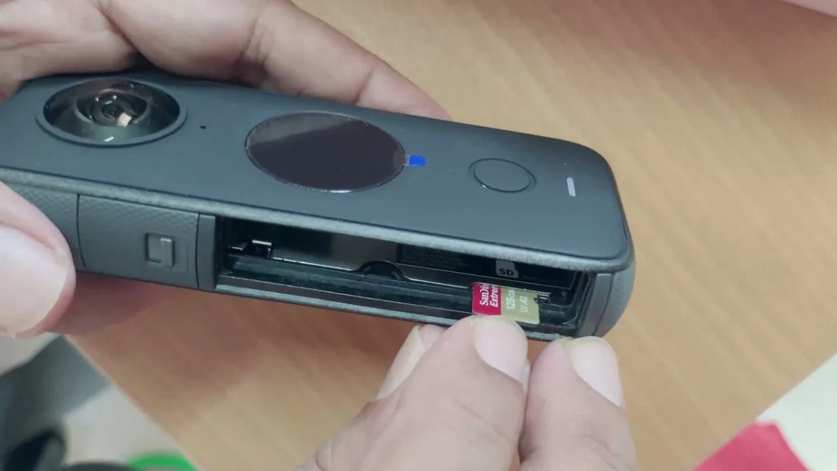Insta360 X4 SD card compatibility