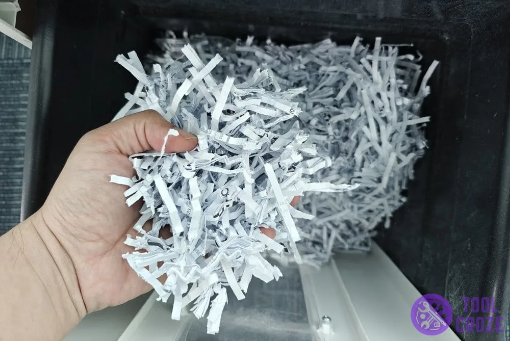 Jammed paper shredder