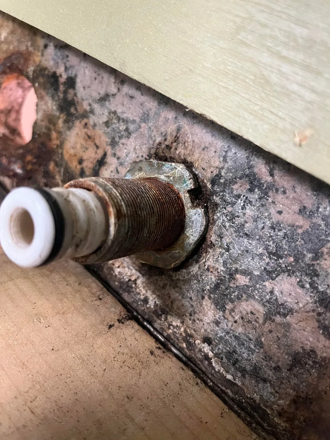 Mounting nut corrosion