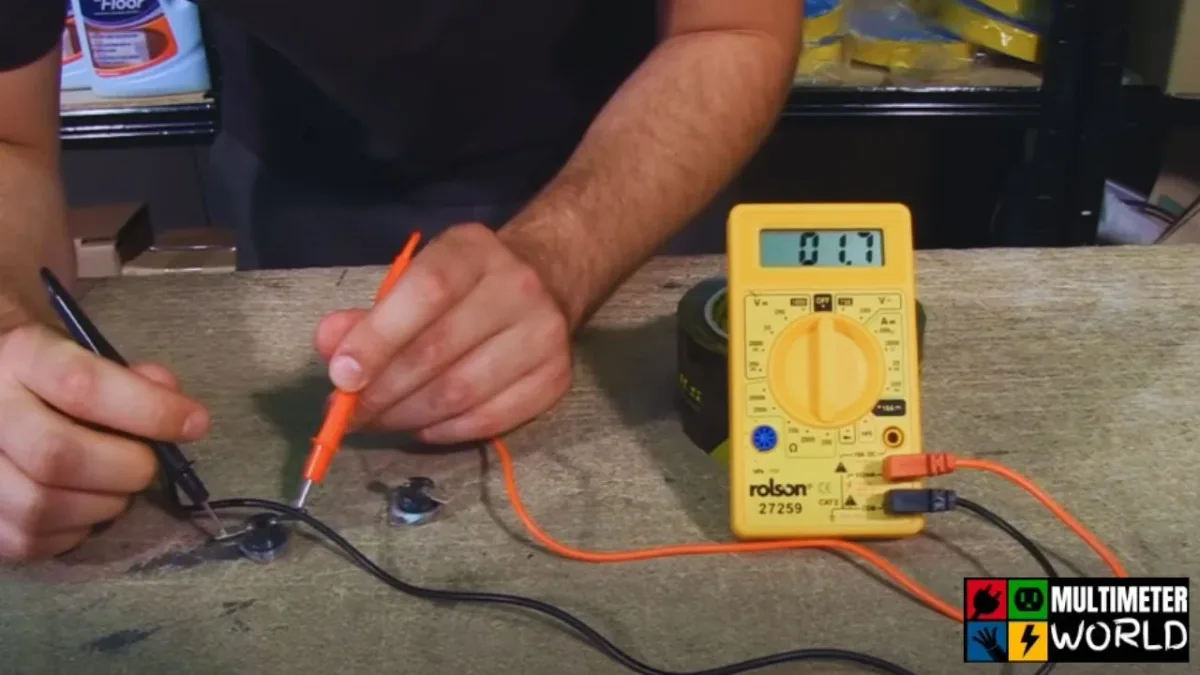 Multimeter voltage test