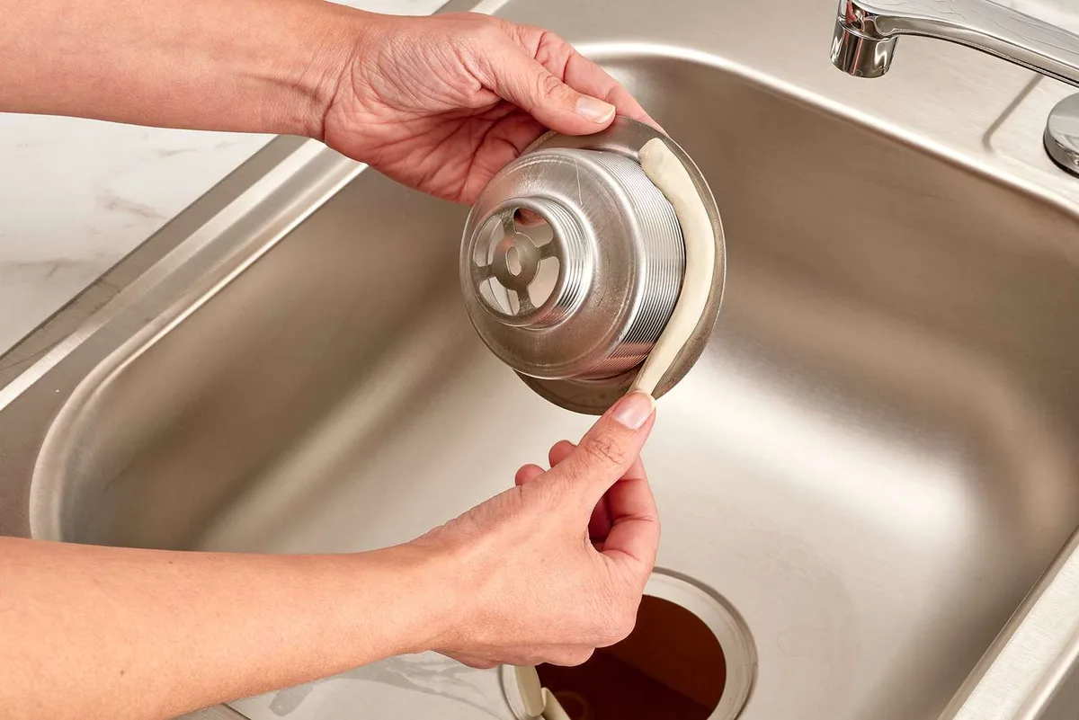 Plumber's putty