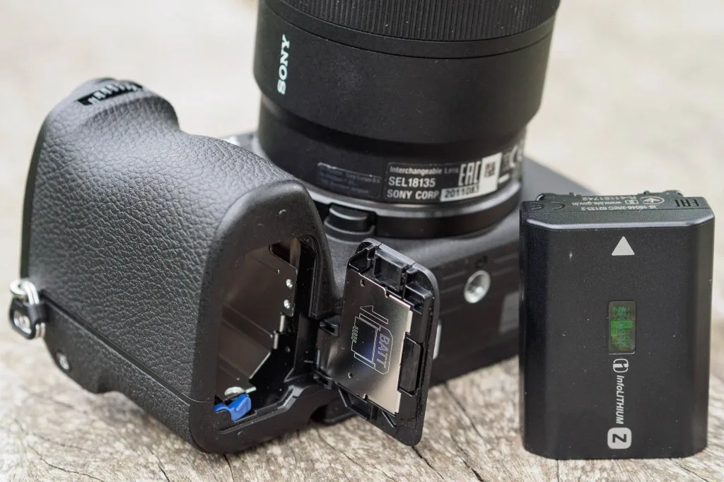 Sony A6700 battery removal