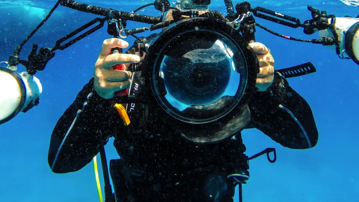 underwater camera rinse and dry